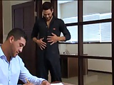 זין גדול באמצע היום במשרד